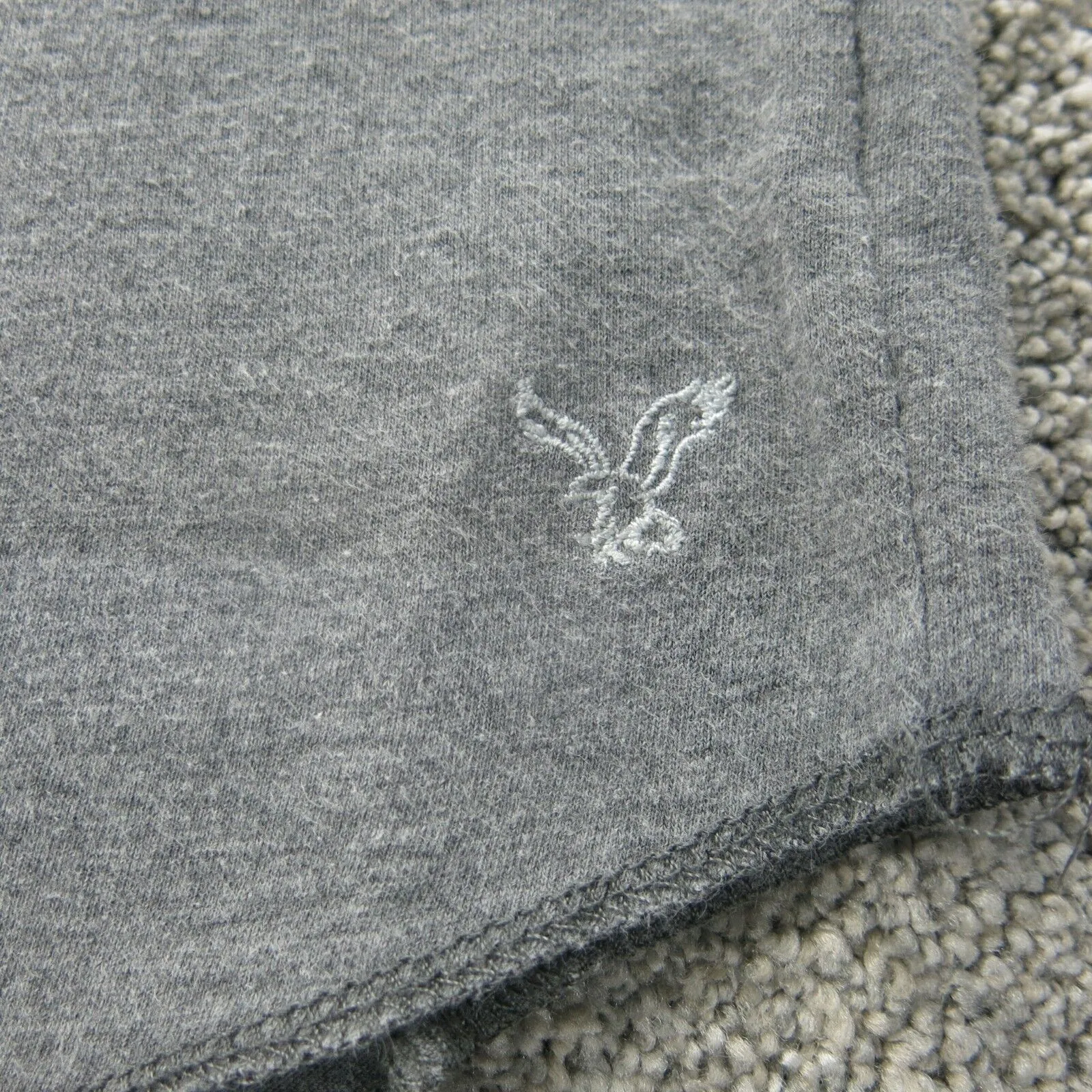 American Eagle Shirt Mens Large Gray Henley Tee Long Sleeve Casual Classic Fit