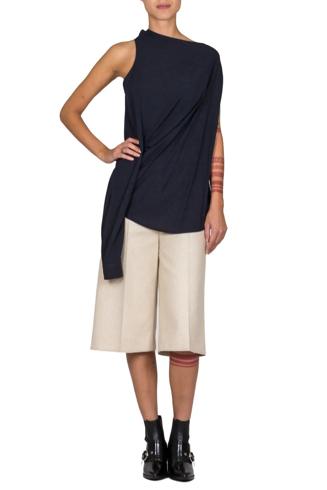 Cut Out Shoulder Tunic