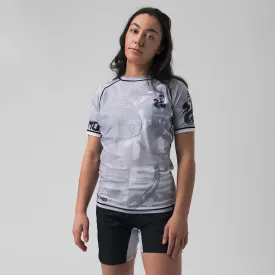 Half Sumo "HANNYA" Women's Short Sleeve Rash Guard - Light Grey