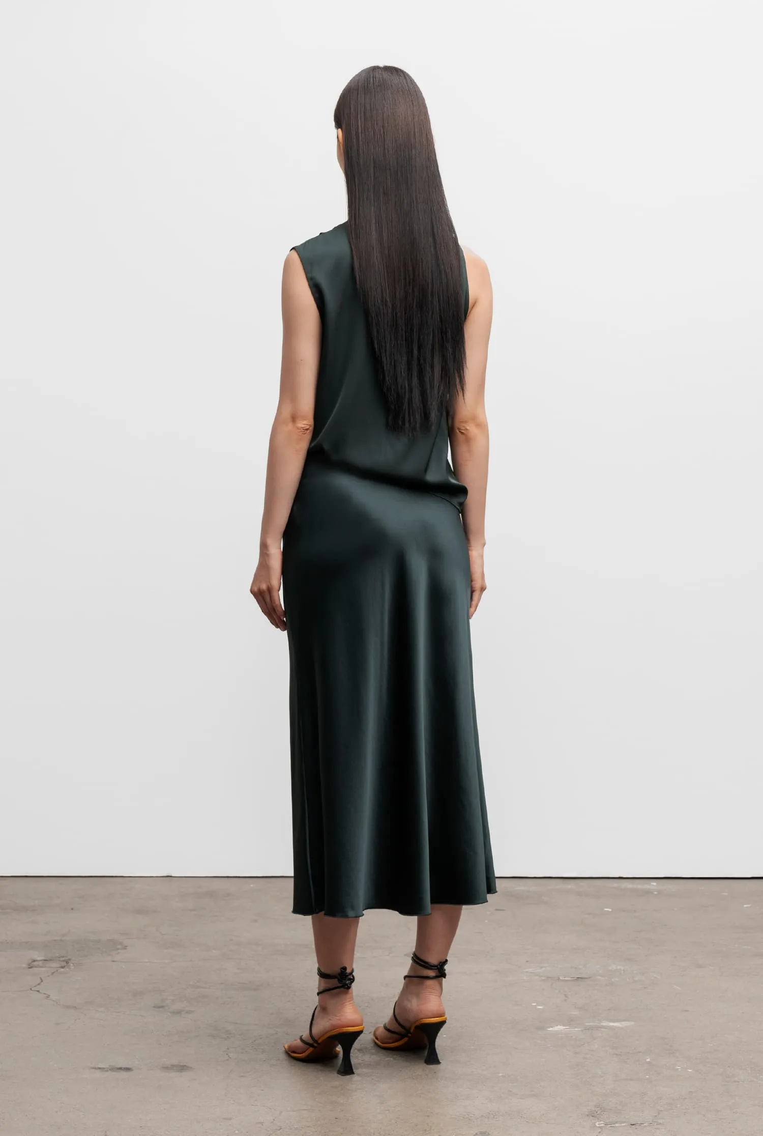Hana silk satin skirt deep forest