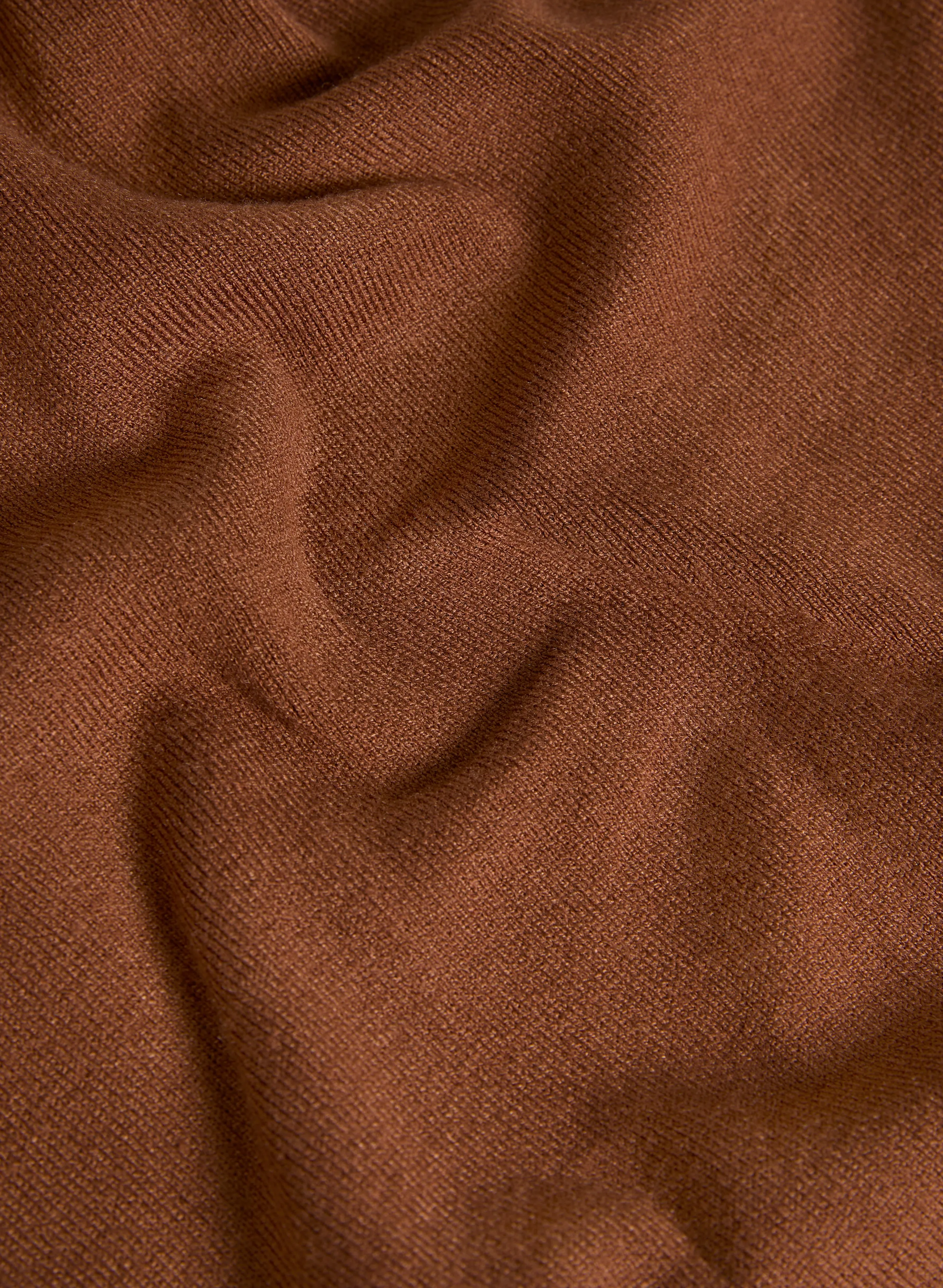 Pull-Through Detail Poncho