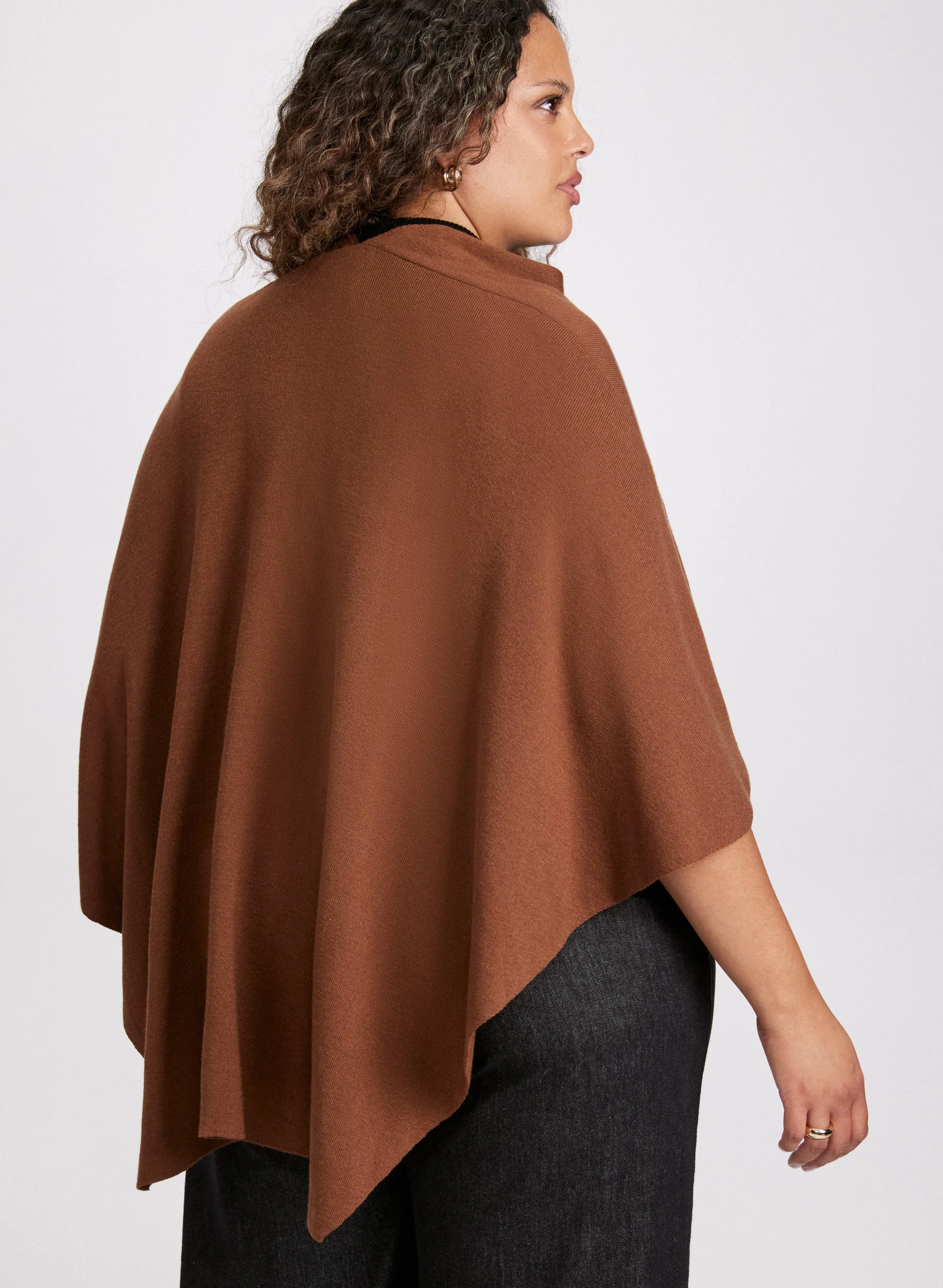 Pull-Through Detail Poncho