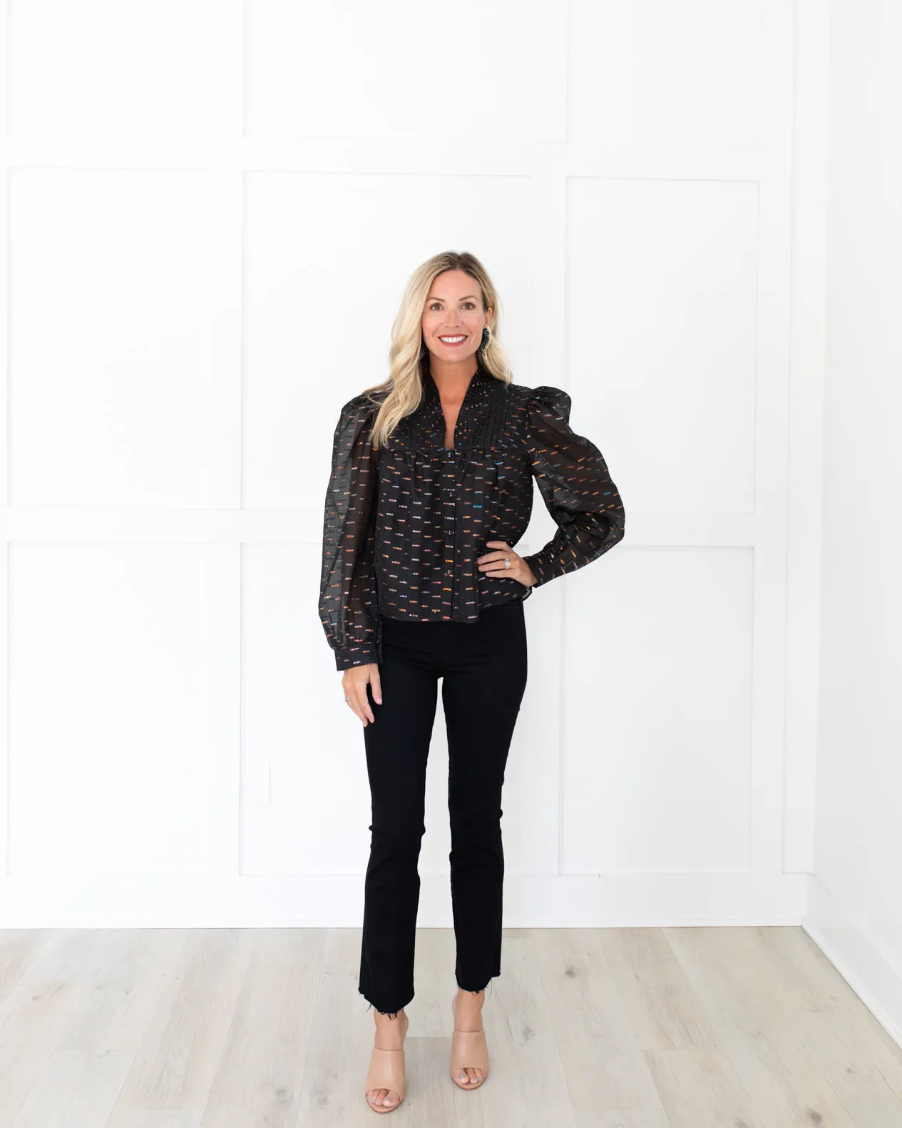 The Hustler Ankle Fray Black Denim in Not Guilty by Mother