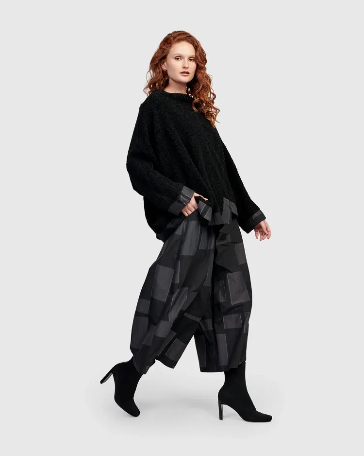 Urban Zora Squares Pullover