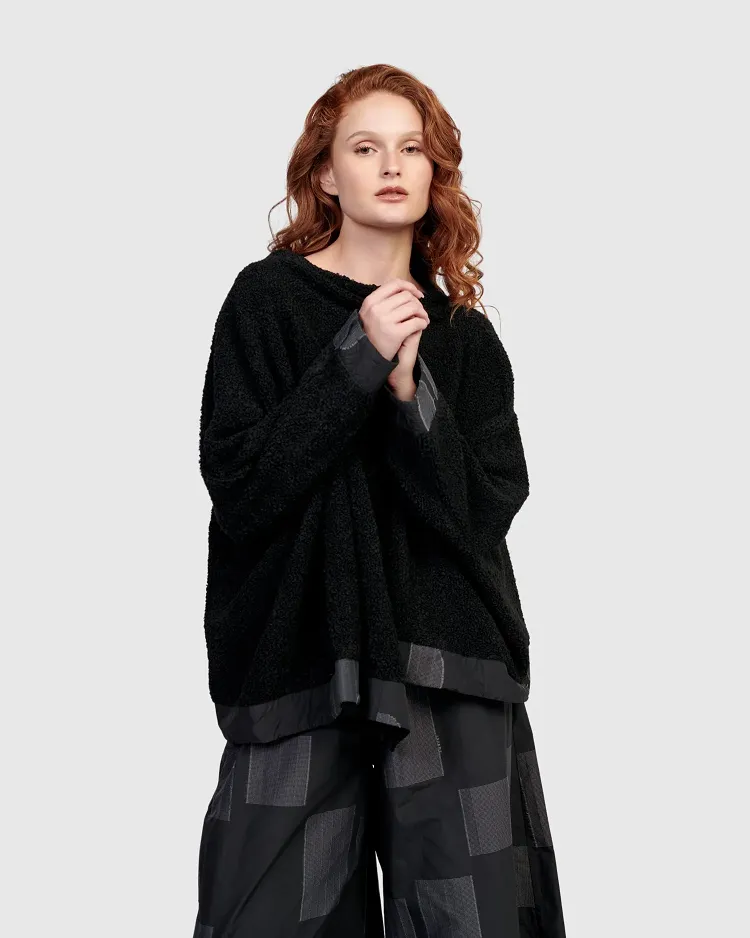 Urban Zora Squares Pullover